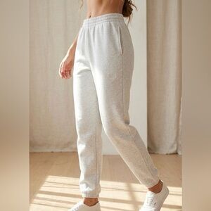 PINK Victoria's Secret Light Gray Jogger Sweatpants